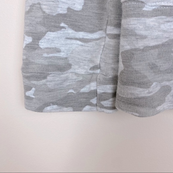 Monrow Neutral Camo Crewneck Sweatshirt - Picture 4 of 7